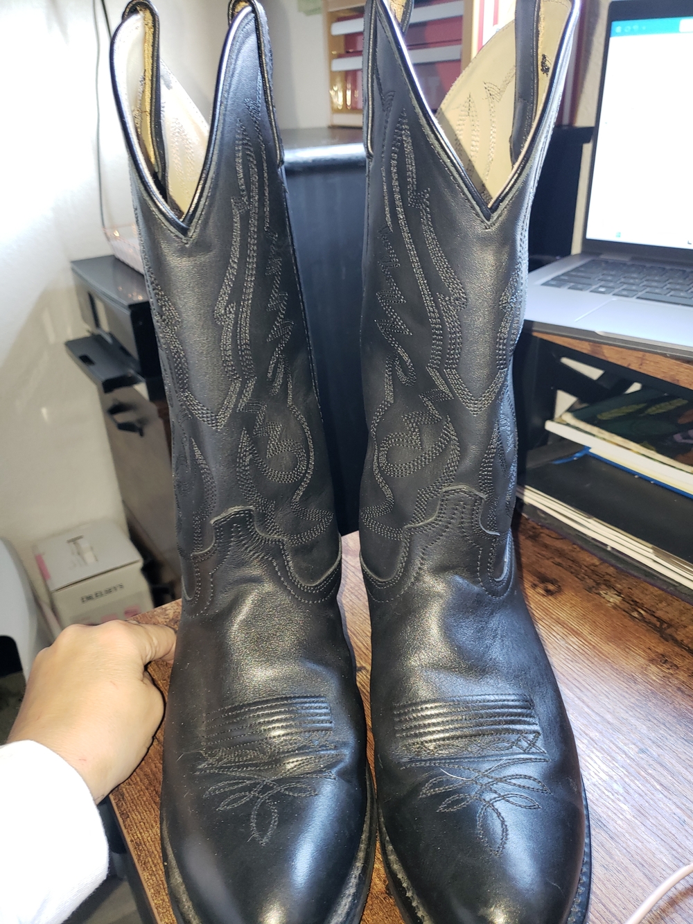 Black Leather Cowboy Boots - Classic Western Style